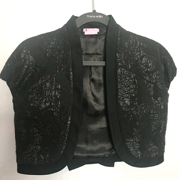 BCBGirls black and short sleeves bolero size M - Picture 1 of 9